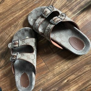 gucci sandals